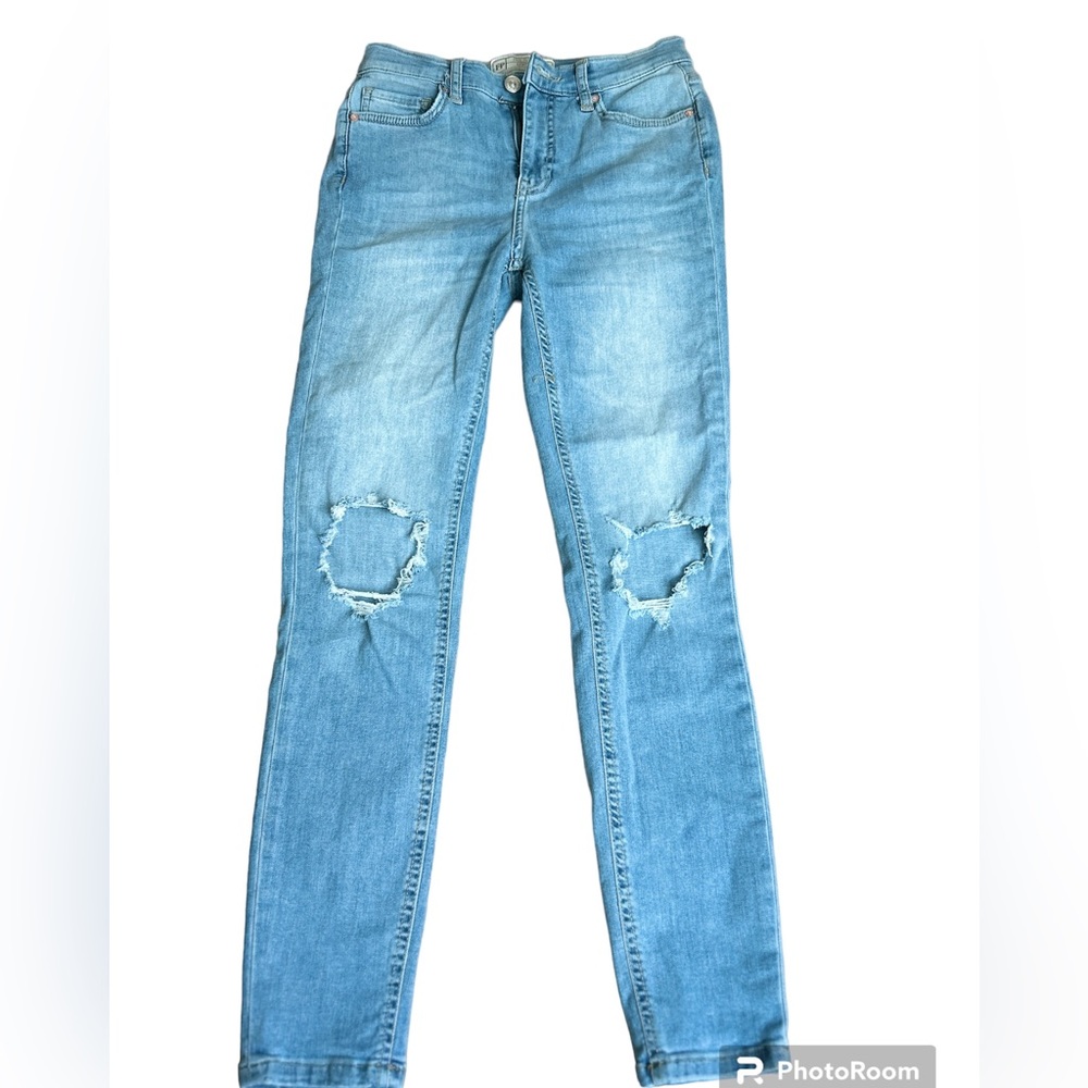 ✨SOLD✨ Free People Women’s Distressed Light Wash Skinny Jeans Size 26 Regular - Picture 13 of 13
